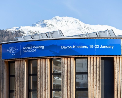 Davos Zirvesi gerilimli başladı: Trump’ın ‘Grönland’ tehdidi ve merkez bankası krizi masada