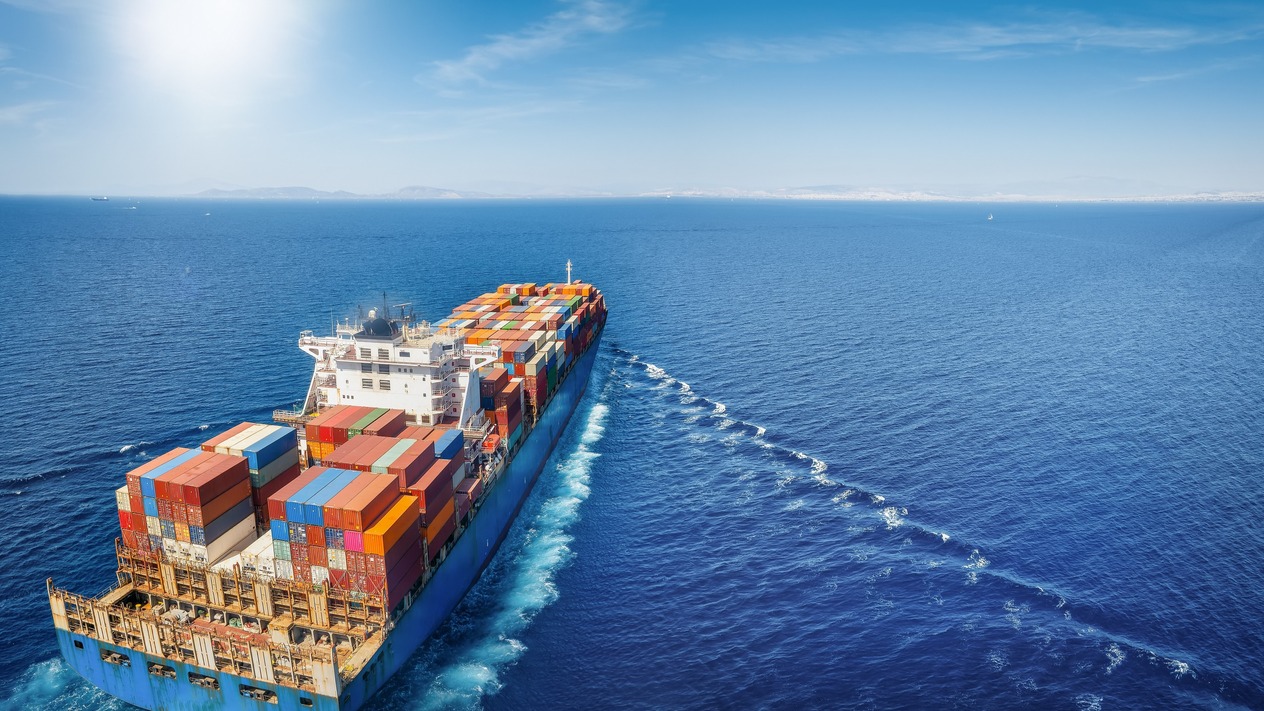 Dış ticaret açığı Nisan'da yüzde 22 arttı