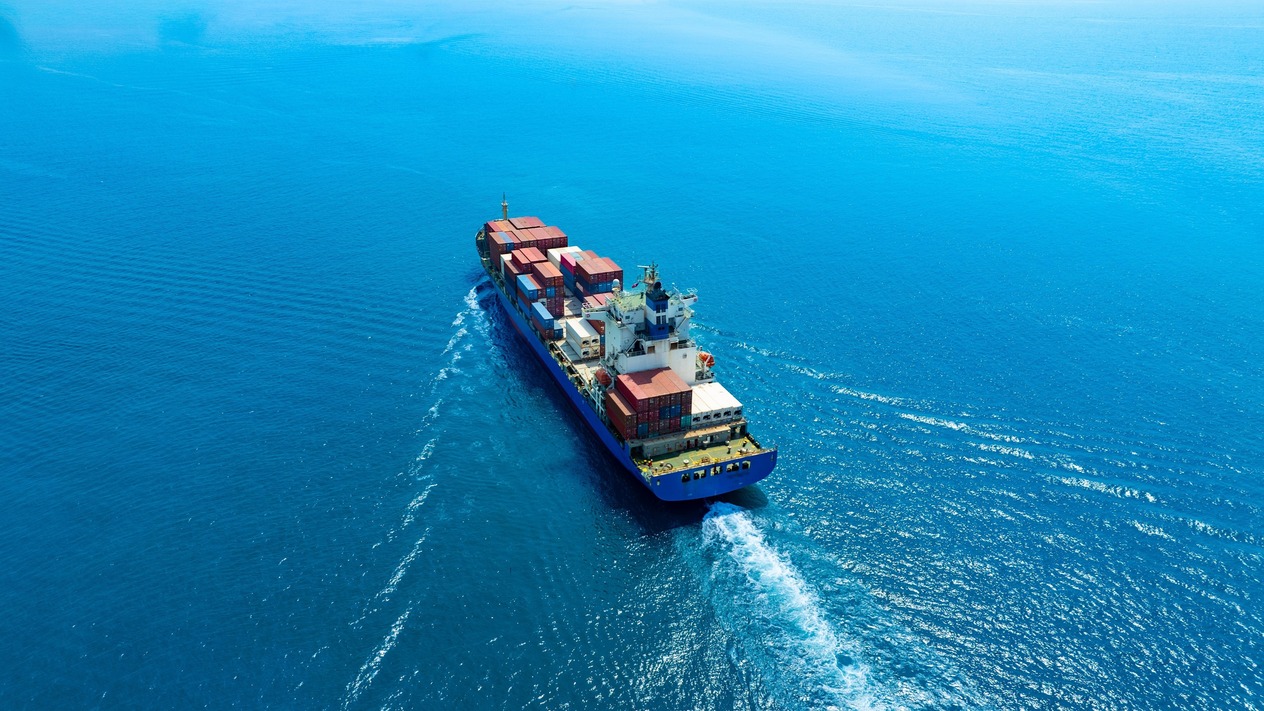 Dış ticaret açığı şubatta 7,8 milyar dolara yükseldi