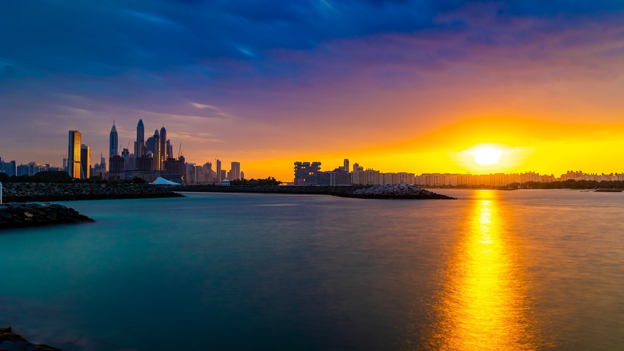 Dubai finans merkezi savaş risklerine rağmen 10 bin şirketi aştı