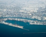 Dubai Hürmüz Boğazı'nı by-pass etmek için yeni bir liman planlıyor