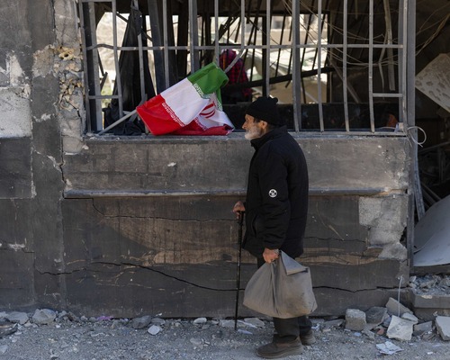 Düşenin dostu olmaz: Savaşın ortasında İran’ın artan yalnızlığı