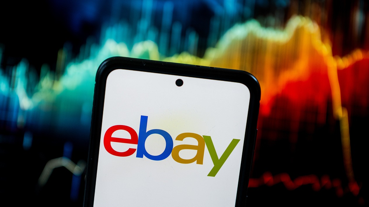 eBay gelir tahminini yükseltti, Depop’u satın aldı