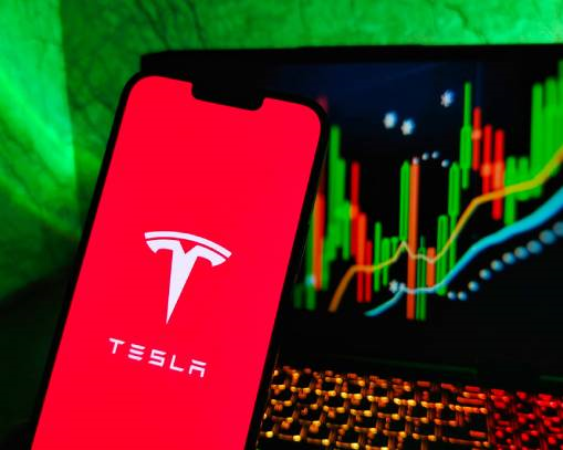 Tesla hisseleri yüzde 6 artışla yeni rekor seviyeye ulaştı