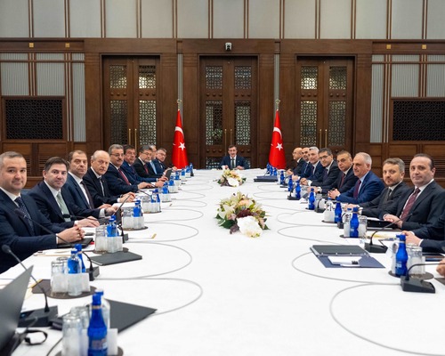 EKK’dan kararlılık mesajı: OVP ile sürdürülebilir büyüme hedefleniyor