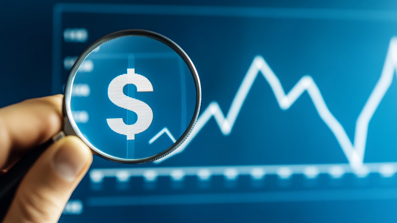 Ekonomi yangın yeri: Yabancılar 883,3 milyon dolar satıp çıktı, yerli dövize kaydı