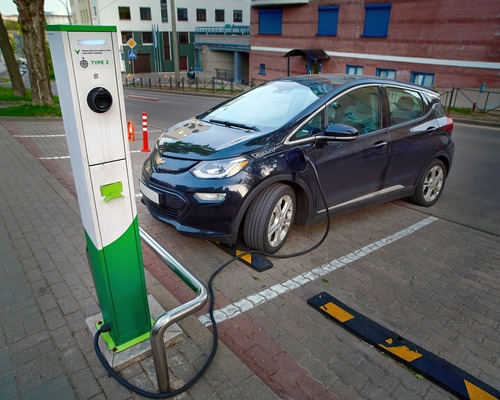 Elektrikli araçlara geçişte Avrupa frene bastı