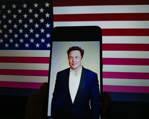 Elon Musk Amerika Partisi’ni kurduğunu açıkladı