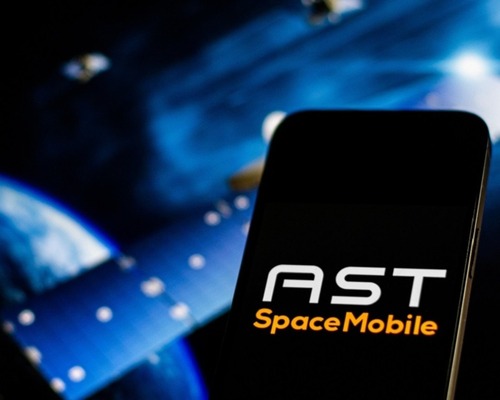 Elon Musk’ın rakibi uzay milyarderi: Abel Avellan servetini ikiye katladı