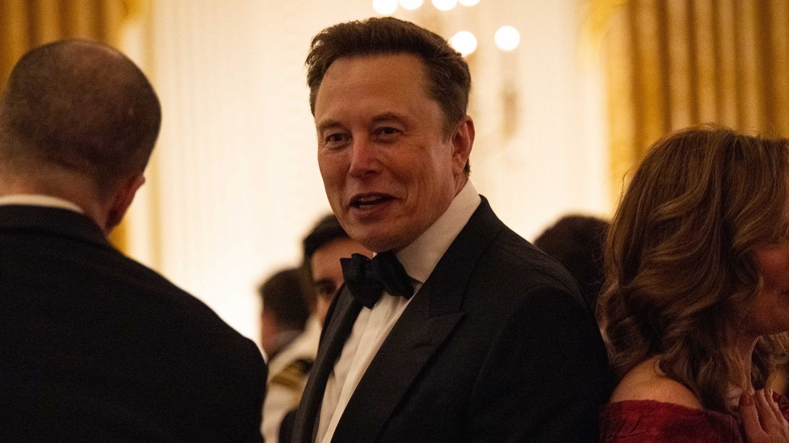 Elon Musk’ın SpaceX hissesi vaadi bağışlarını 11 milyar dolara çıkaracak