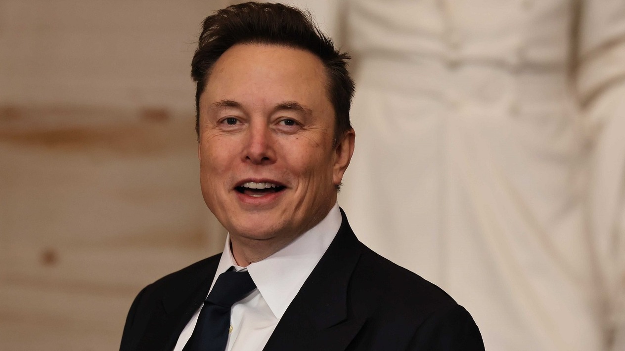 Elon Musk’ın SpaceX iddiası: 10 yıl içinde Ay’a ve Mars’a binlerce insan gönderilecek