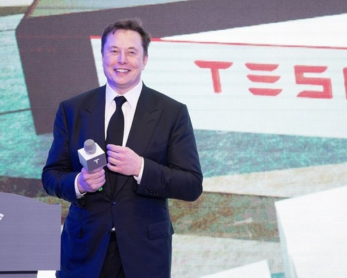 Elon Musk’tan Tesla-SpaceX iddialarına yanıt: Şirketler birleşecek mi?