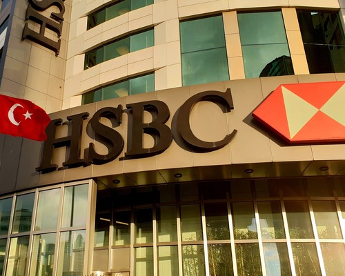 Emirates NBD, HSBC'nin Türkiye birimini satın almak için görüşüyor