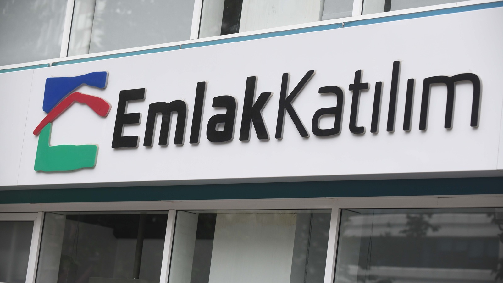 Emlak Katılım'dan Katılımevim ve Birevim için resmi adım