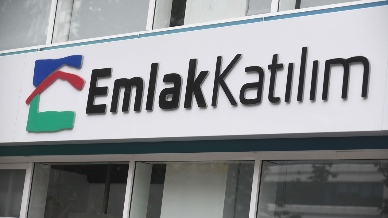 Emlak Katılım üç şirketin devri için Rekabet Kurumuna başvurdu