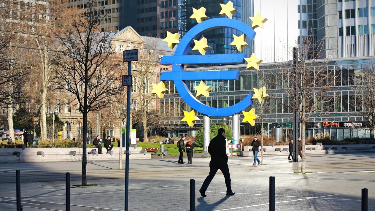 Euro Bölgesi'nin ikinci büyük bankası doğuyor