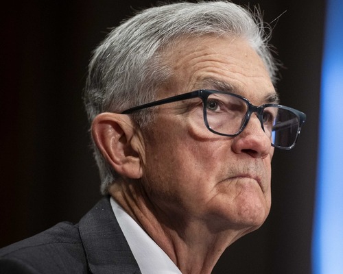 Fed’de halef süreci tıkandı: Powell koltuğu bırakmıyor