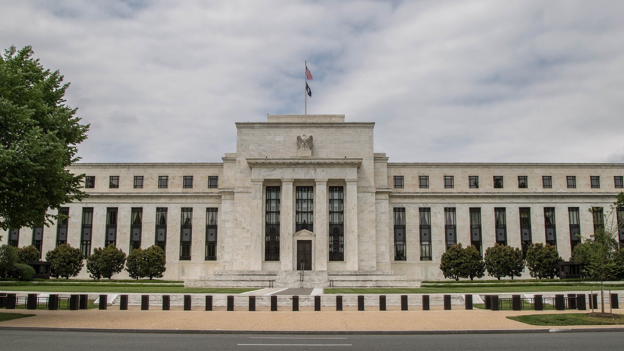 Fed'in Bej Kitabı tüketici harcamalarında düşüşün devam ettiğini gösteriyor