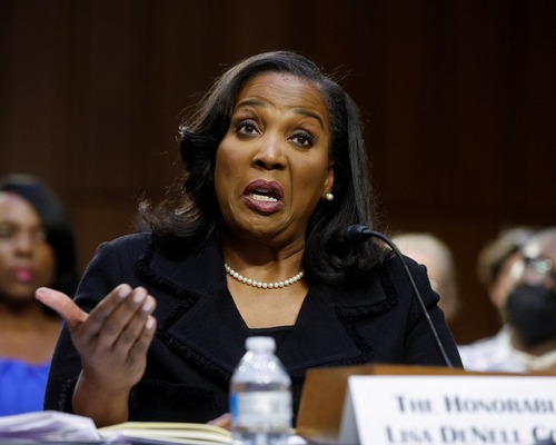 Fed’in geleceği nasıl Lisa Cook’a bağlı oldu?