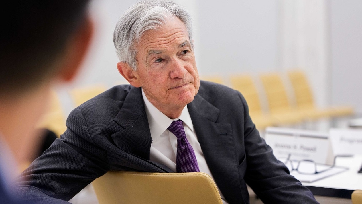 Fed'in önündeki zorlu yol: Belirsizlik ve siyasi baskılar