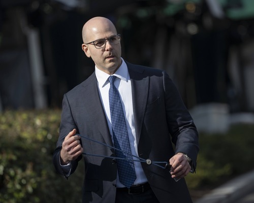 Fed’in yeni guvernöründen faiz indirimi çağrısı