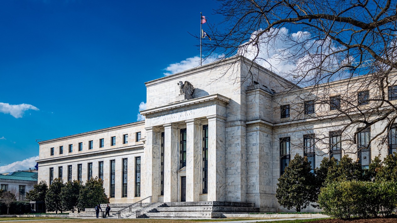 Fed politika faizini 25 baz puan indirerek bilanço küçültme sürecini sonlandırdı