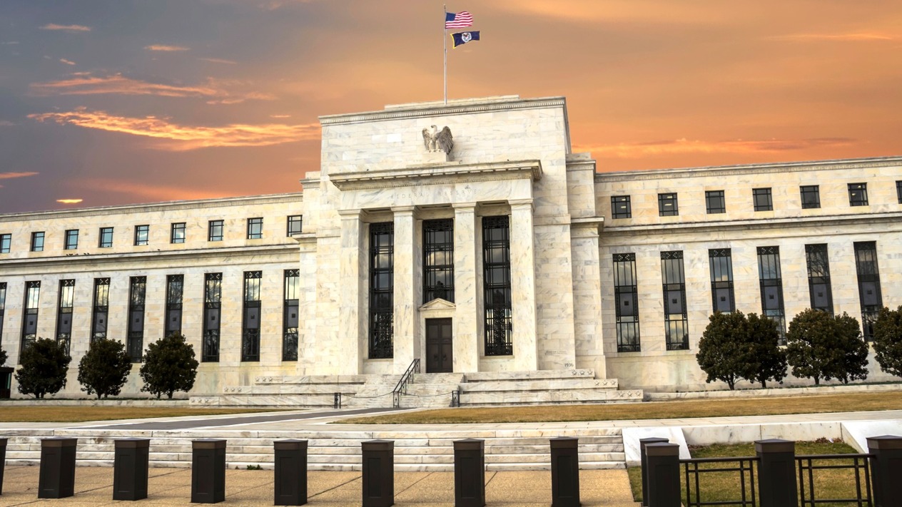 Fed tutanakları: Orta Doğu gerilimi faiz politikasını iki uca çekiyor