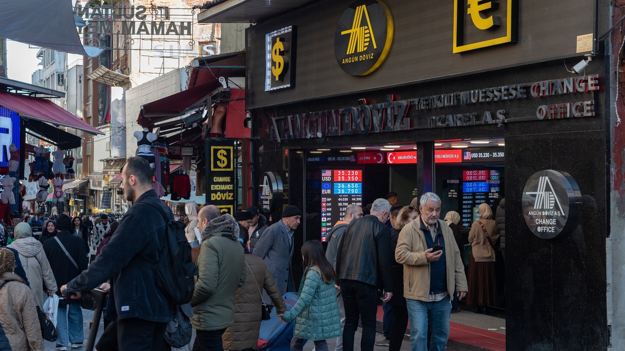 Financial Times'da Türkiye analizi: 25 milyar dolarlık satışa rağmen yabancı yatırımcıdan temkinli bakış