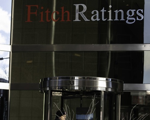 Fitch Ratings, Sasa Polyester'in kredi notunu düşürdü