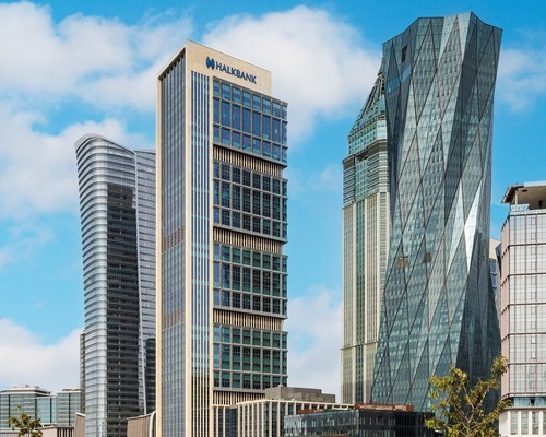 Fitch'ten Halkbank'a not artırımı