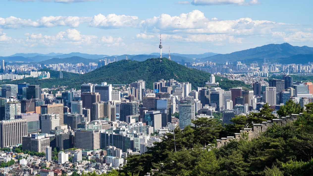 Forbes Asya bir milyarın altındaki en iyiler 2025