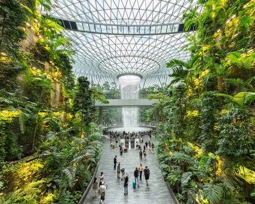 Forbes Travel Guide seçkisi: 2025’in en iyi havayolları ve havalimanları