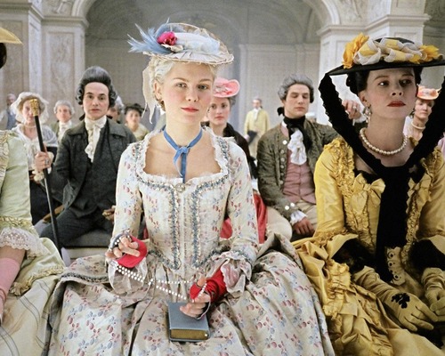 Fransa kraliçesi hala satıyor: Marie Antoinette neden hala bu kadar popüler?