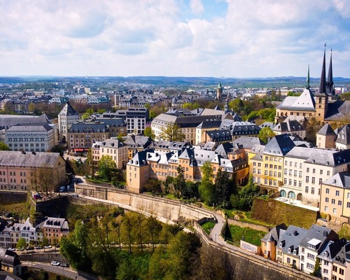 Fransız zenginler yatırımlarını Lüksemburg ve İsviçre’ye kaydırıyor