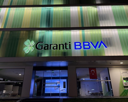 Garanti BBVA 1,5 milyar TL’lik alacağını 302 milyon TL’ye sattı