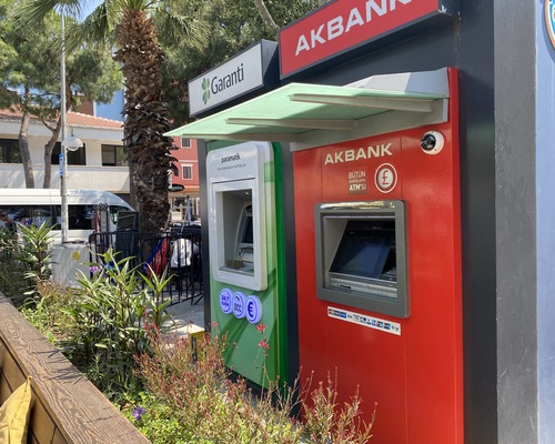 Garanti ve Akbank takipteki alacaklarını sattı