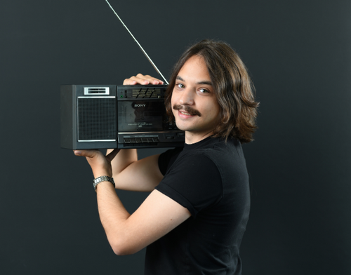 Genç CEO Ataberk Özaydın’ın Z kuşağına ilham veren Makromusic hikayesi