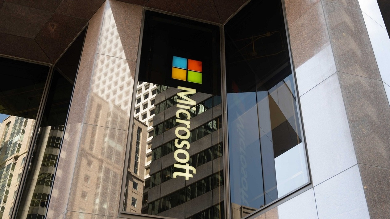 Gizlilik açığı tartışma yarattı: Microsoft şifreli verilerin kilidini FBI’a verdi