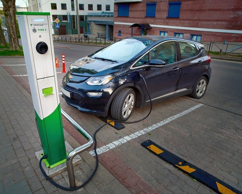 GM'in elektrikli araç stratejisi 35 milyar dolarlık dönüşümle sınanıyor