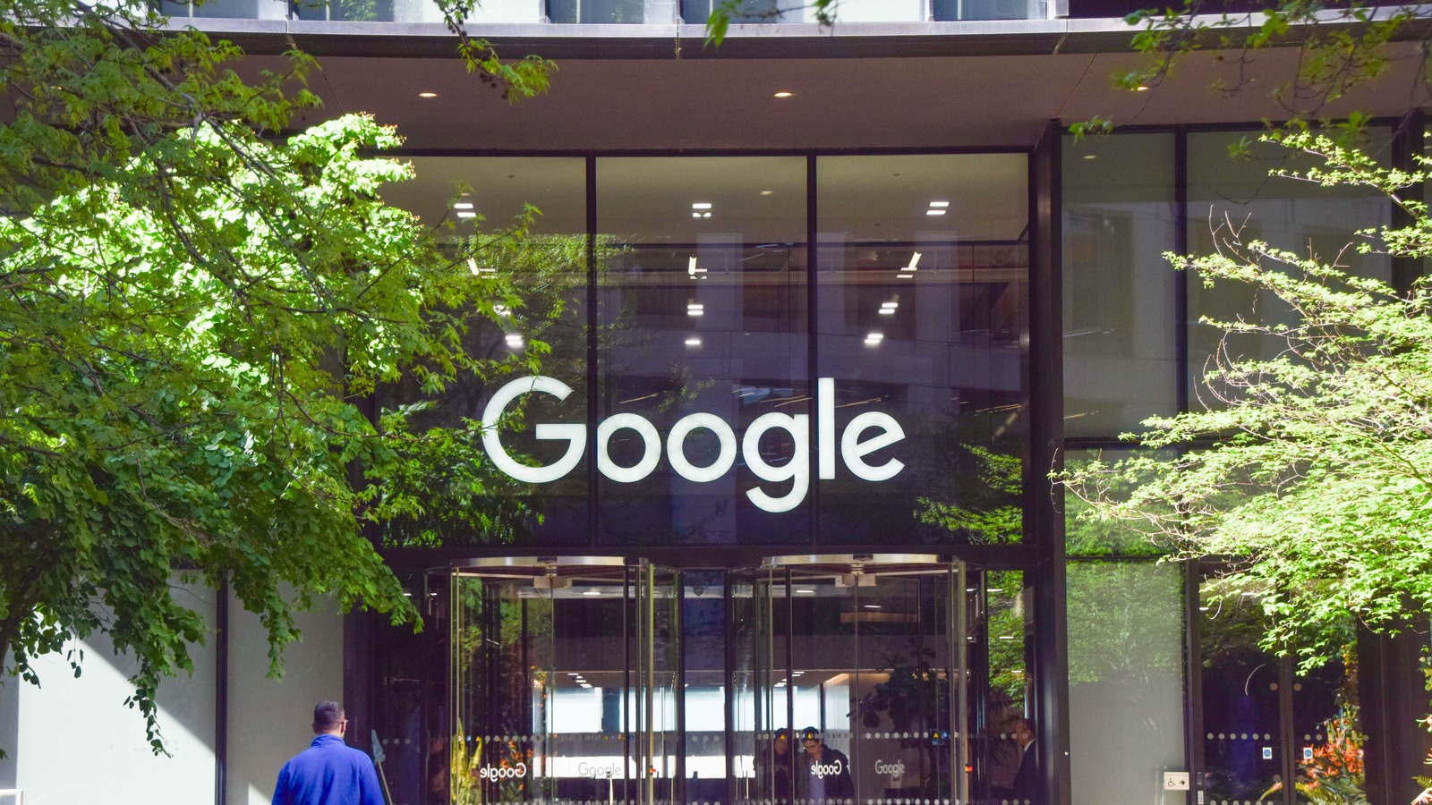 Google'a 403 milyon euro'luk veri cezası