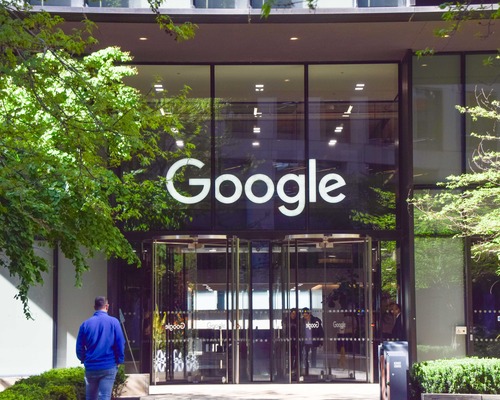 Google, İngiltere'ye 5 milyar sterlin yatırım yapacak