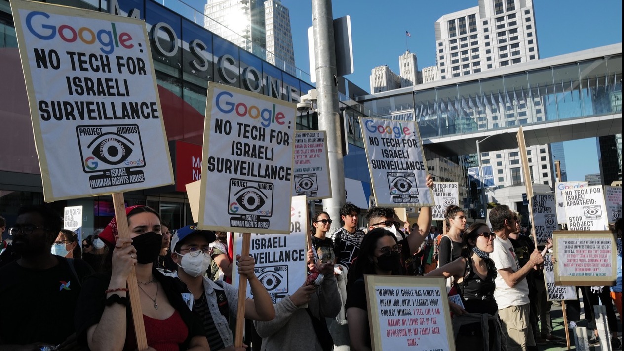 Google İsrail ordusuna yapay zeka araçları sağlamak için acele etti