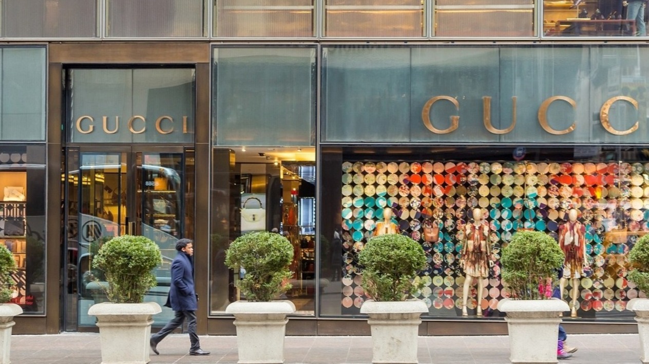 Gucci’nin sahibi Kering neden güzellik birimini sattı?