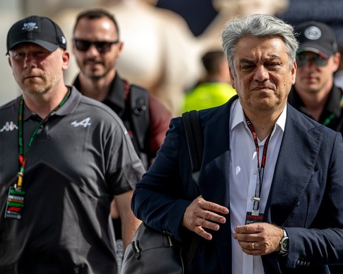 Gucci’nin sahibi Kering yeni CEO’sunu atamaya hazırlanıyor