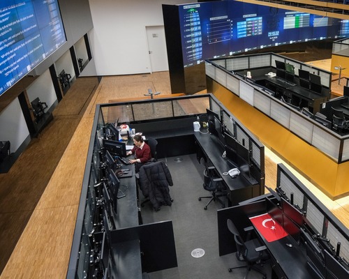 Gün içinde iki kez devre kesen Borsa İstanbul günü 10 binin altında kapattı