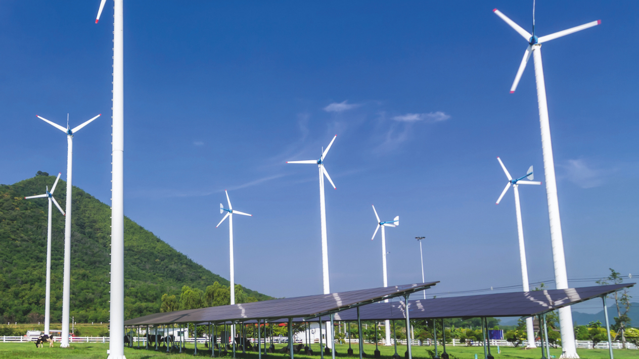 Güneşle koşuyor, rüzgarda yavaşlıyoruz