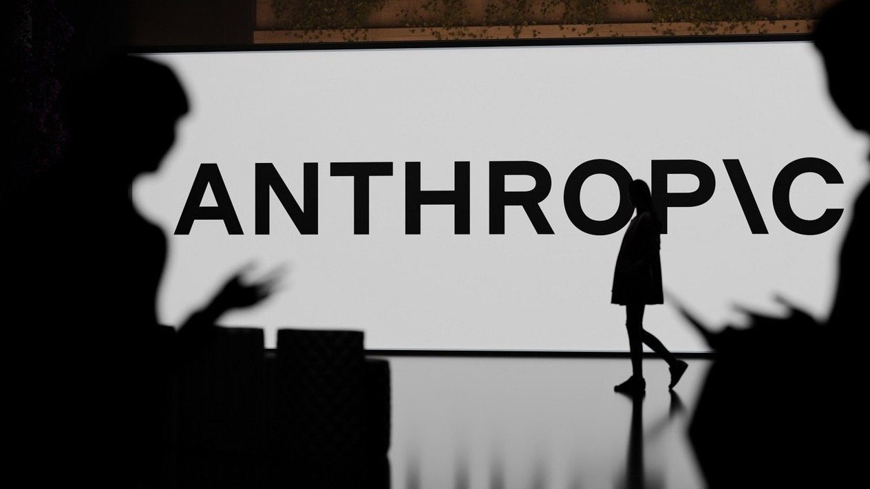 Halka arz ekim ortasına ertelendi: Anthropic 15 milyar dolarlık kredi limitini garantiledi