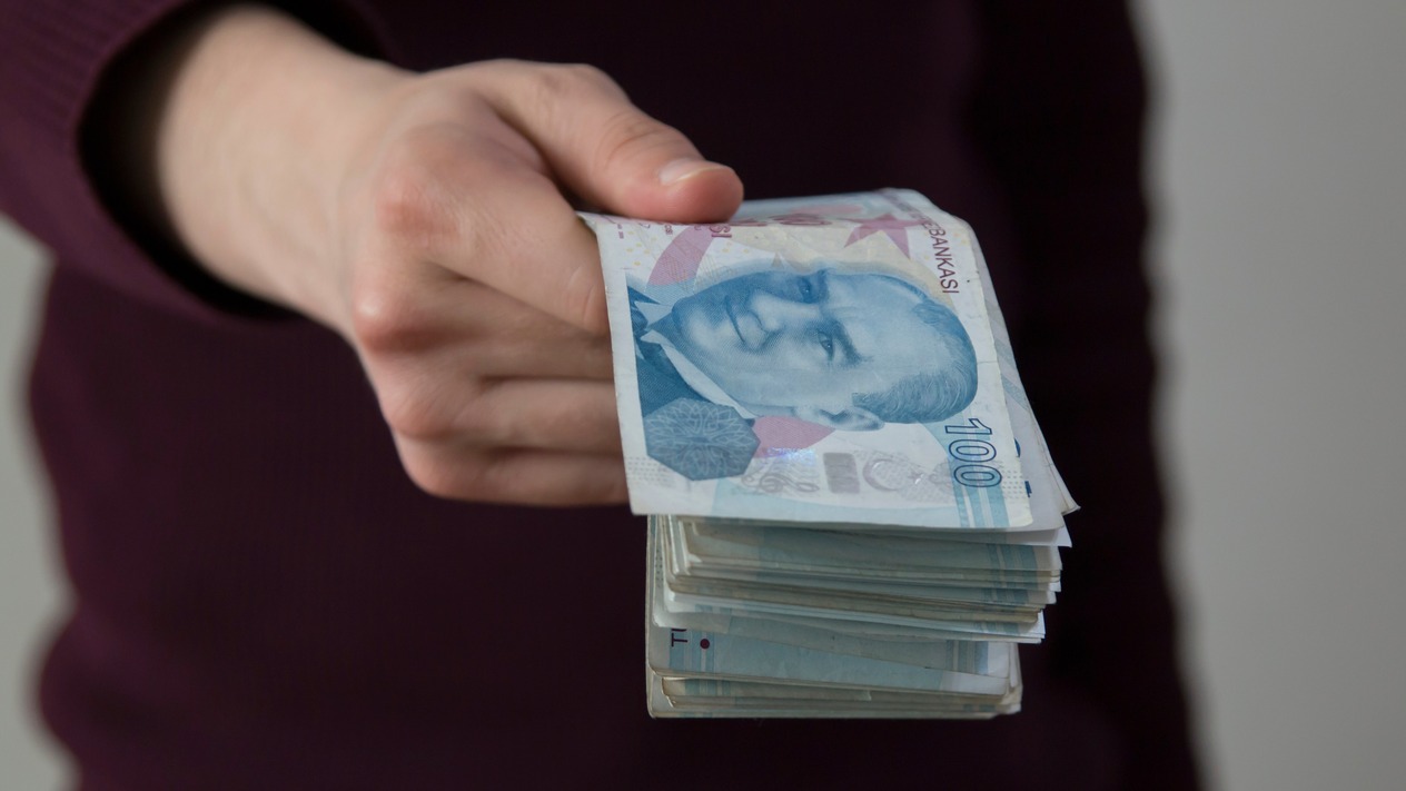 Hazine kamu alacaklarında gecikme zammı ve tecil faizini düşürdü