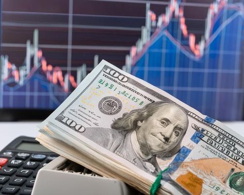 Hazine’nin 2 milyar dolarlık ihracına güçlü talep