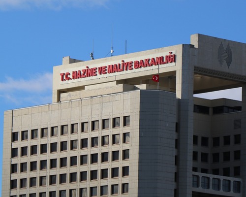 Hazine'nin altı yıllık sukuk ihracında talep 2,5 katı aştı